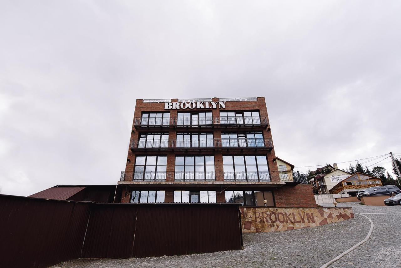 Brooklyn Hotel Iablunîțea Exterior foto