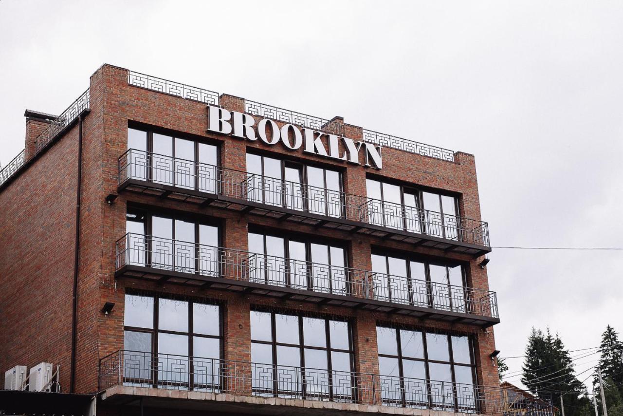 Brooklyn Hotel Iablunîțea Exterior foto
