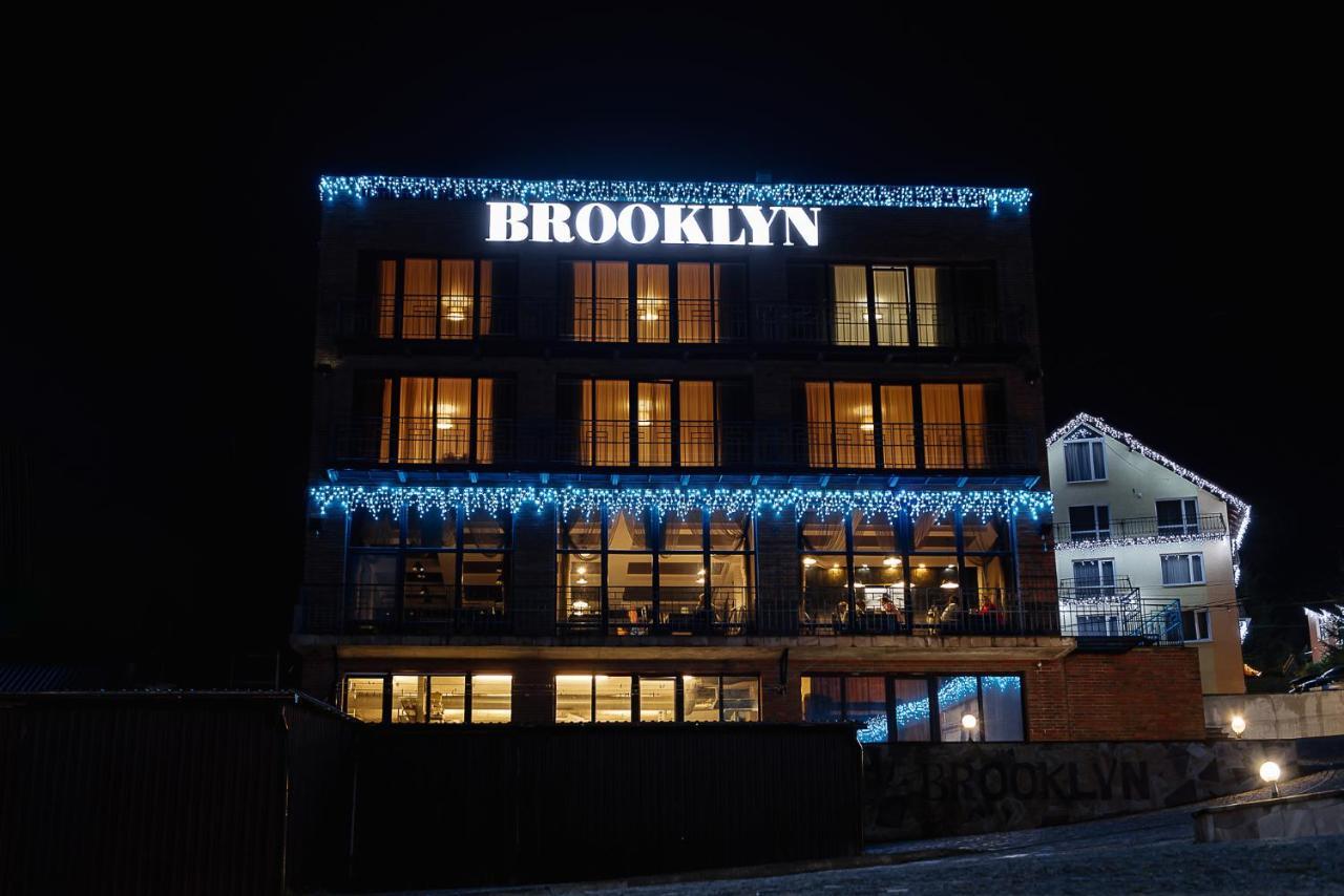 Brooklyn Hotel Iablunîțea Exterior foto